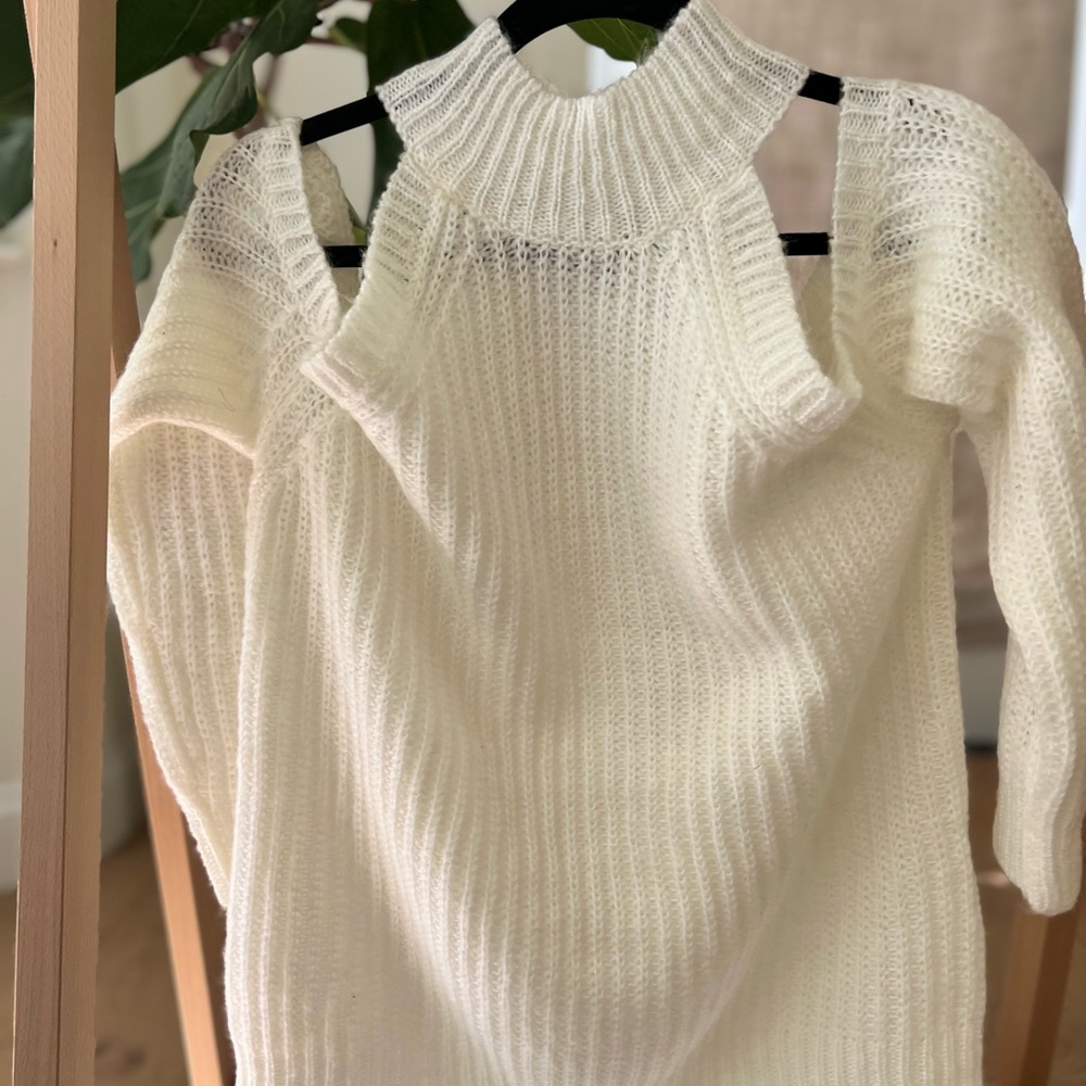 Worn Only Once! Bought From Revolve, And Didn’t E… - image 3